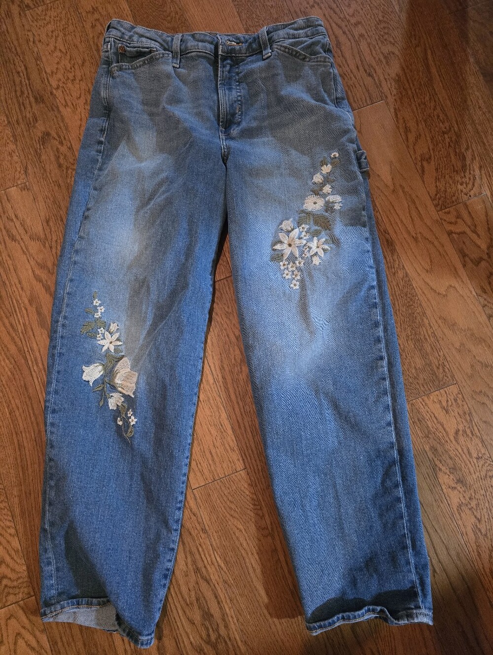 Old Navy Blue Straight-Leg Jeans with Floral Embroidery